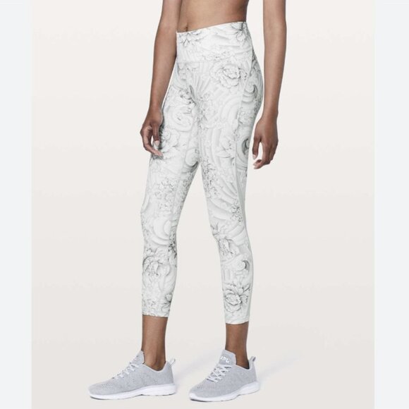 lululemon athletica Pants - Lululemon Train Times 7/8 Pant Leggings *25" Twine White Multi / White Luxtreme